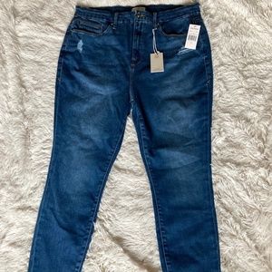 NWT Women’s Good American Good Legs Jeans Size 18